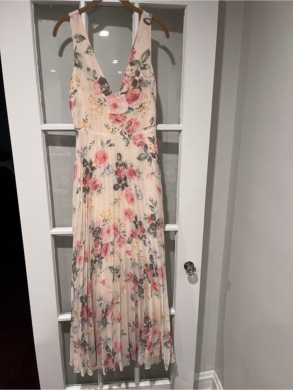 NWOT Abercrombie Pastel Floral Pleated Chiffon Maxi Sleeveless Dress Sz XS Tall
